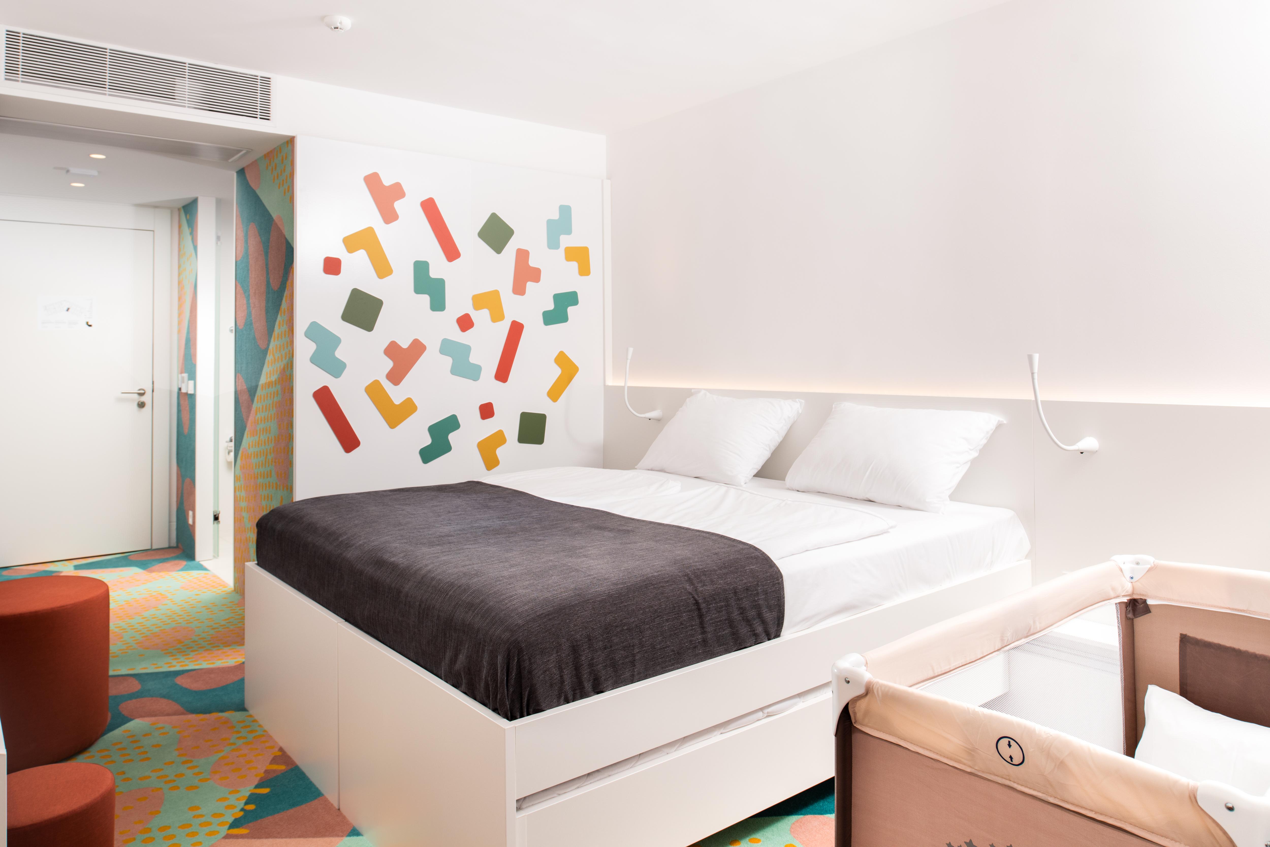 Aminess Vival Lisanj Family Hotel ノヴィ・ヴィノドロスキー エクステリア 写真