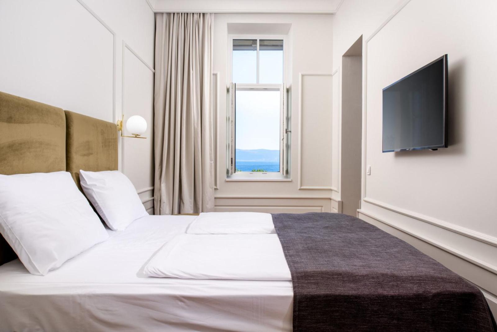 Aminess Vival Lisanj Family Hotel ノヴィ・ヴィノドロスキー エクステリア 写真
